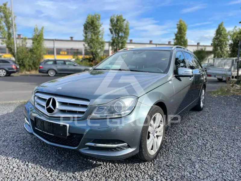 2011 Mercedes Benz C 200