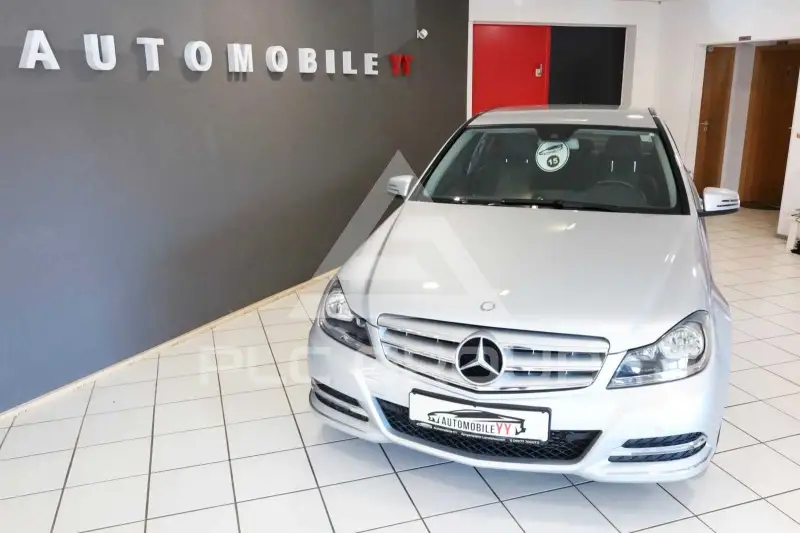 2011 Mercedes Benz C 200