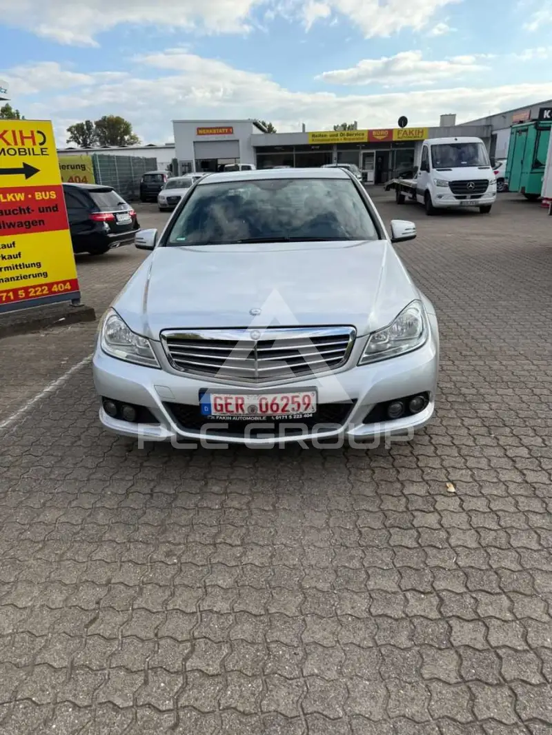 2011 Mercedes Benz C 200