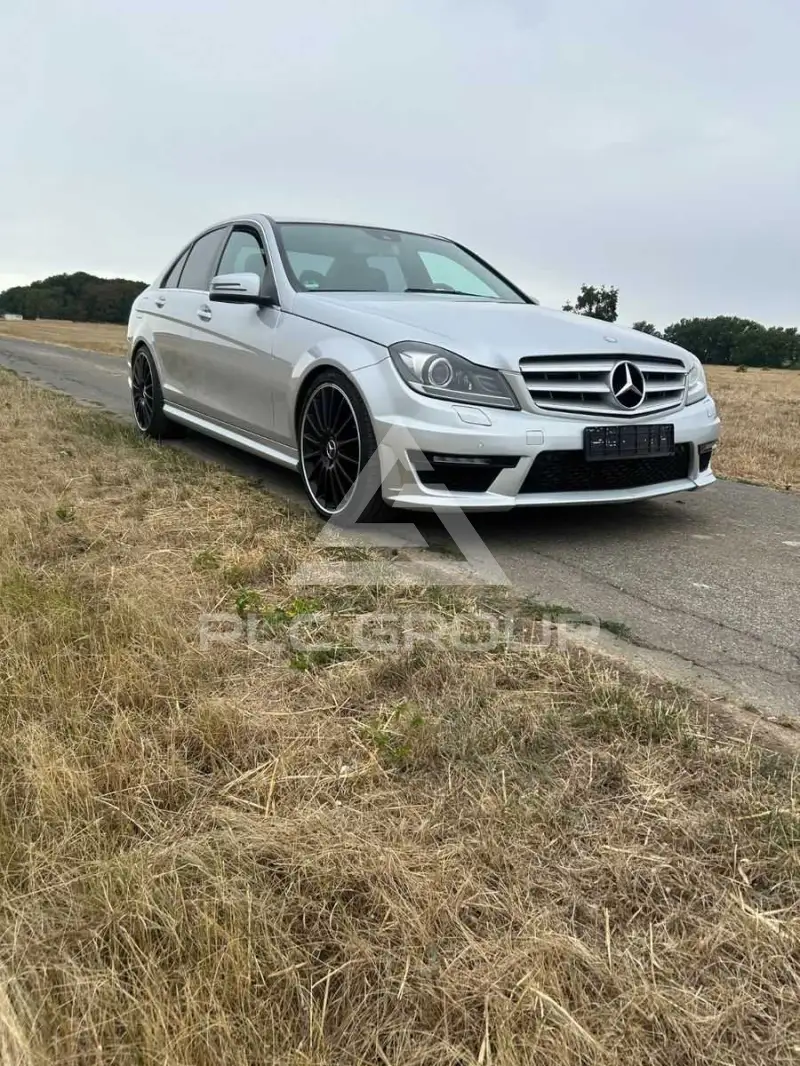 2011 Mercedes Benz C 200