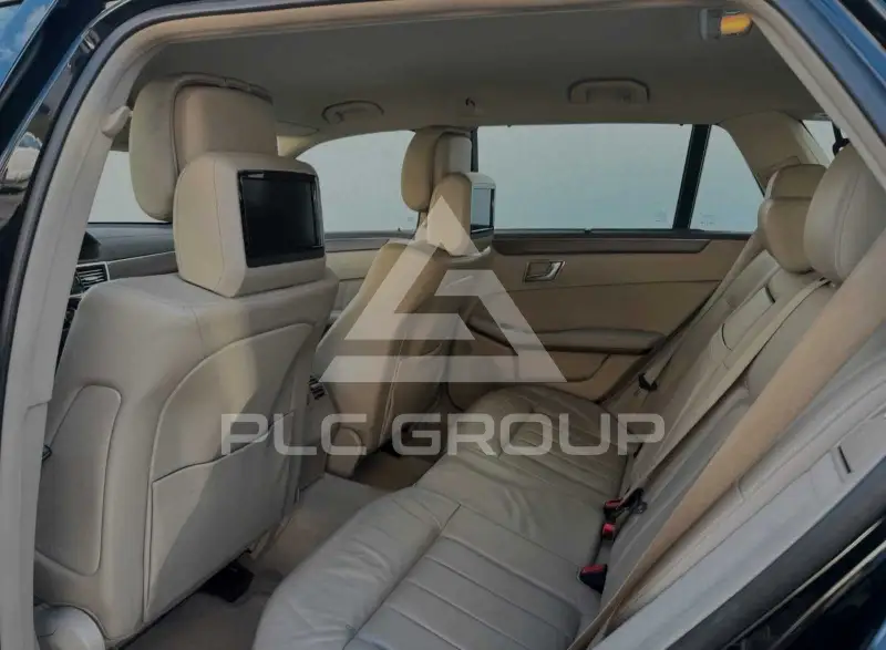 2011 Mercedes Benz E 220