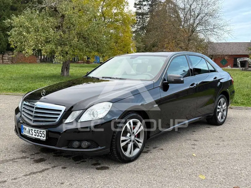 2011 Mercedes Benz E 220