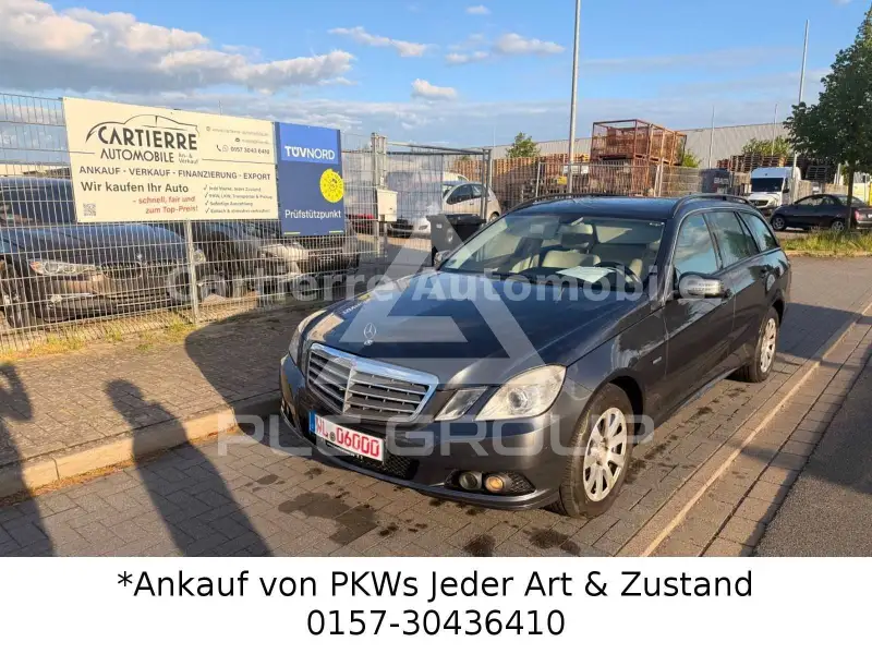 2011 Mercedes Benz E 220