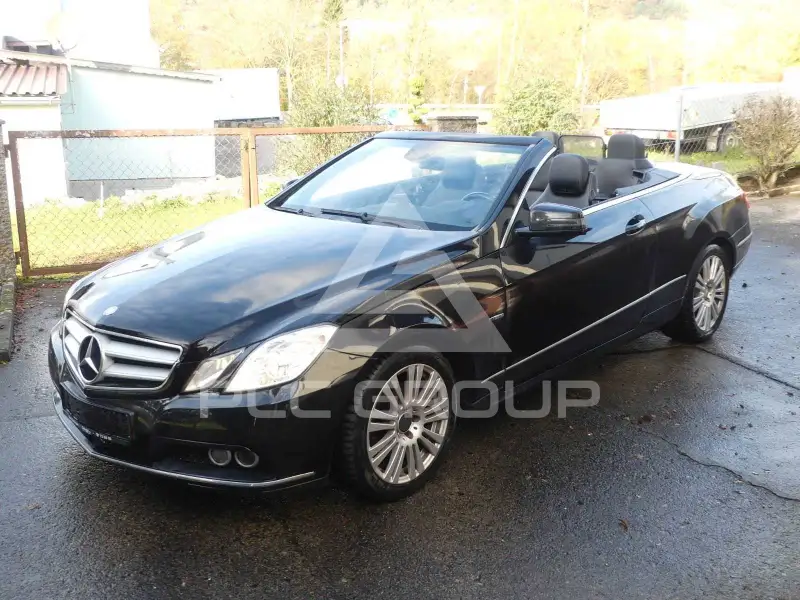 2011 Mercedes Benz E 220