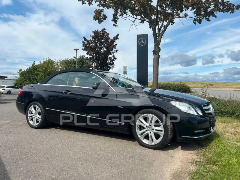 2011 Mercedes Benz E 220