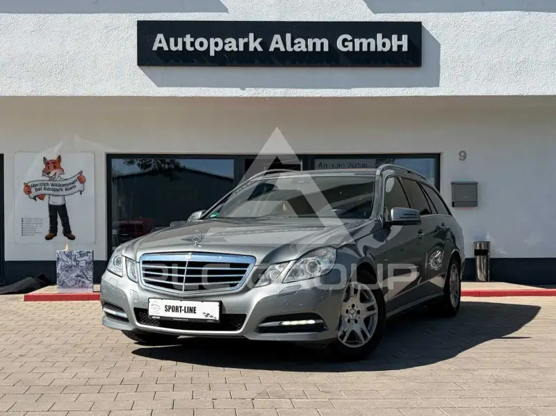 2011 Mercedes Benz E 220