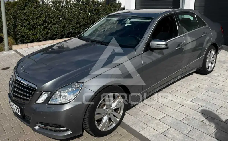 2011 Mercedes Benz E 220