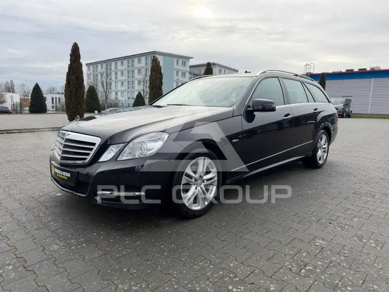 2011 Mercedes Benz E 220