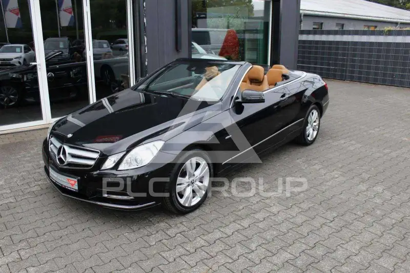 2011 Mercedes Benz E 220