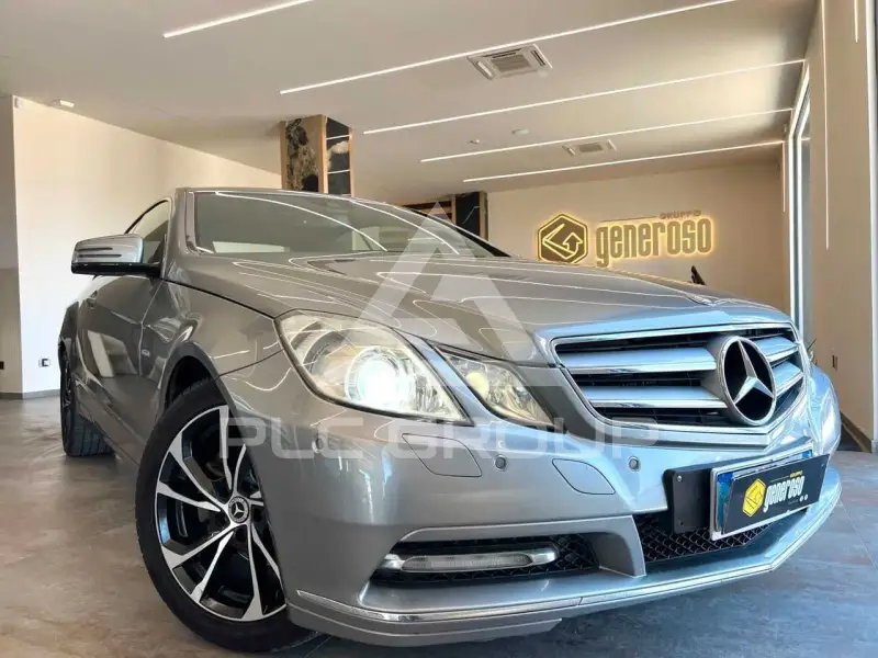 2011 Mercedes Benz E 220