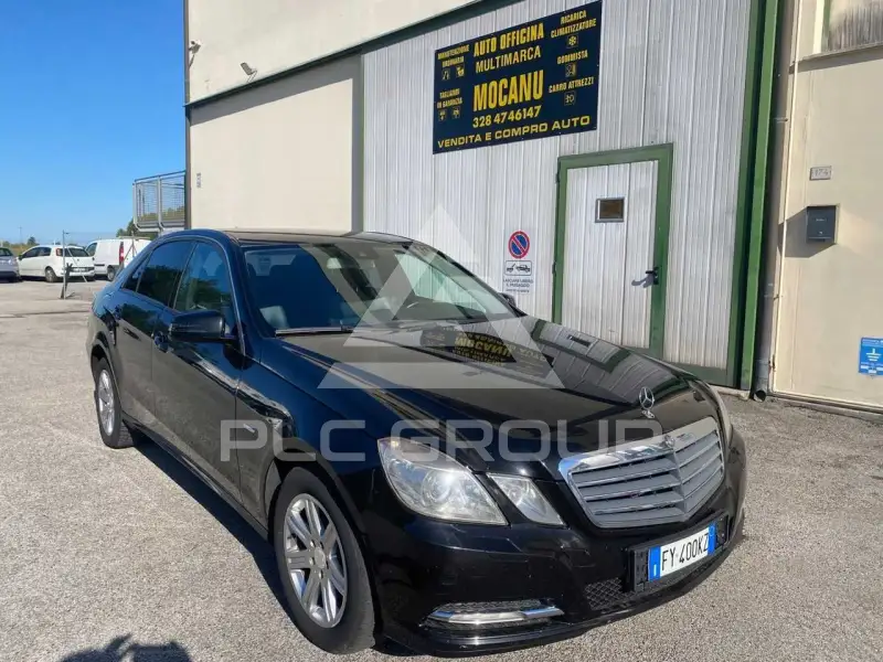 2011 Mercedes Benz E 220