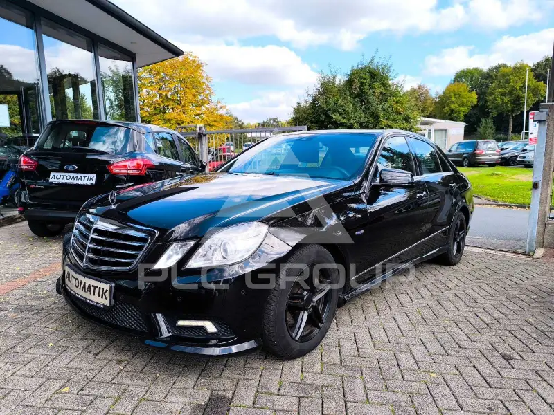 2011 Mercedes Benz E 220