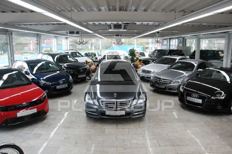 2011 Mercedes Benz E 220