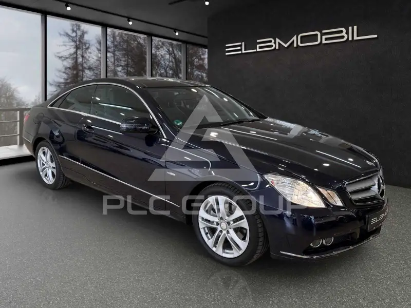 2011 Mercedes Benz E 220