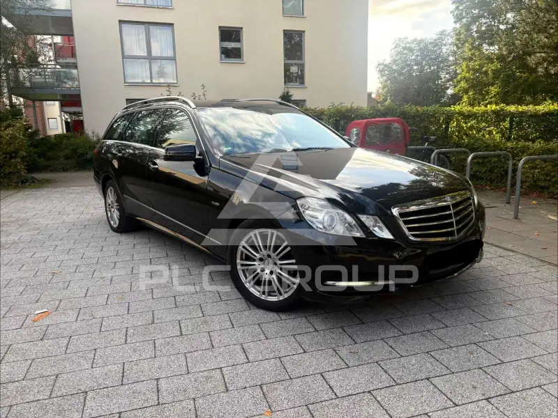 2011 Mercedes Benz E 220