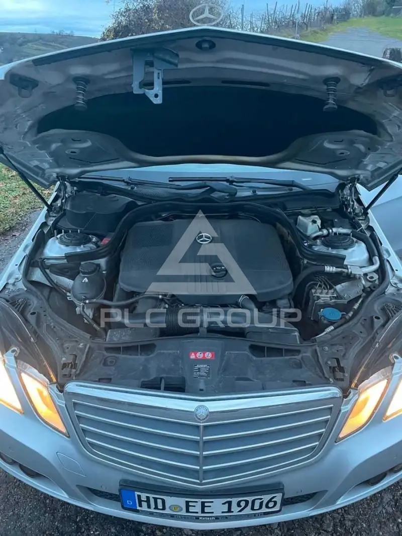 2011 Mercedes Benz E 220
