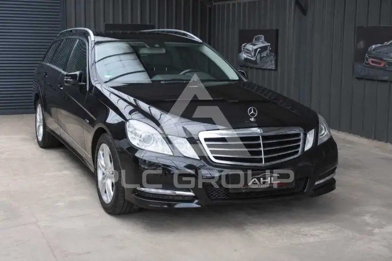 2011 Mercedes Benz E 220