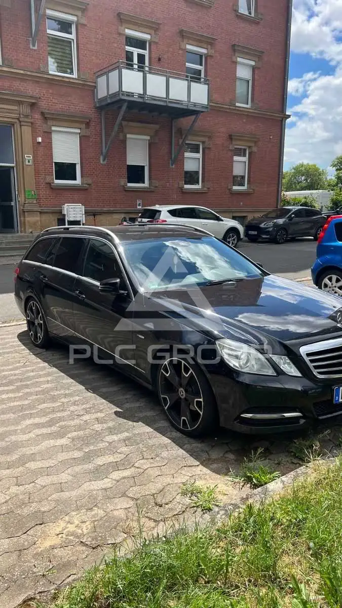 2011 Mercedes Benz E 220