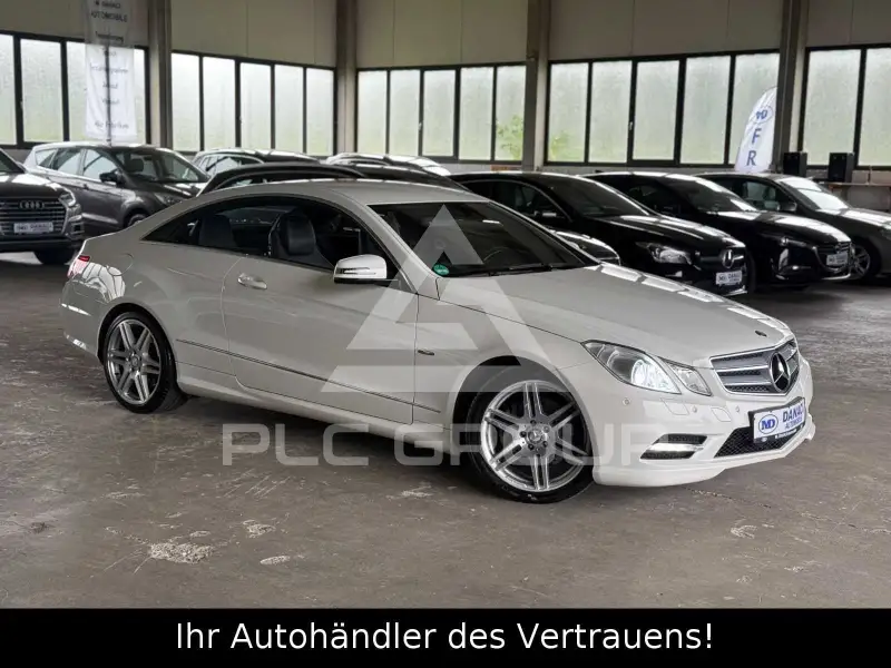 2011 Mercedes Benz E 220