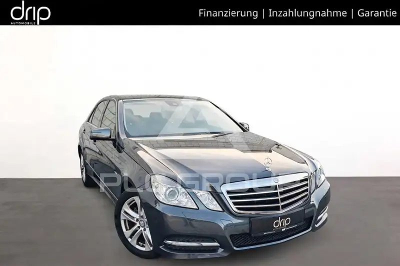 2011 Mercedes Benz E 220