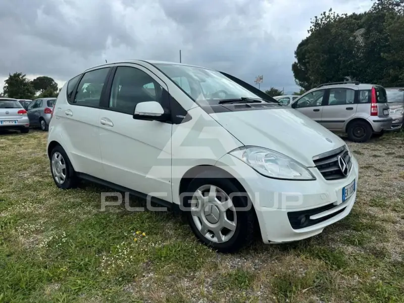 2011 Mercedes Benz A 160