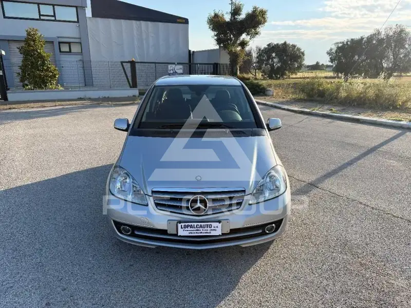 2011 Mercedes Benz A 160