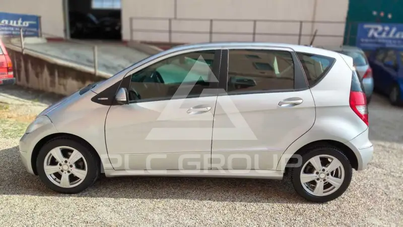 2011 Mercedes Benz A 160