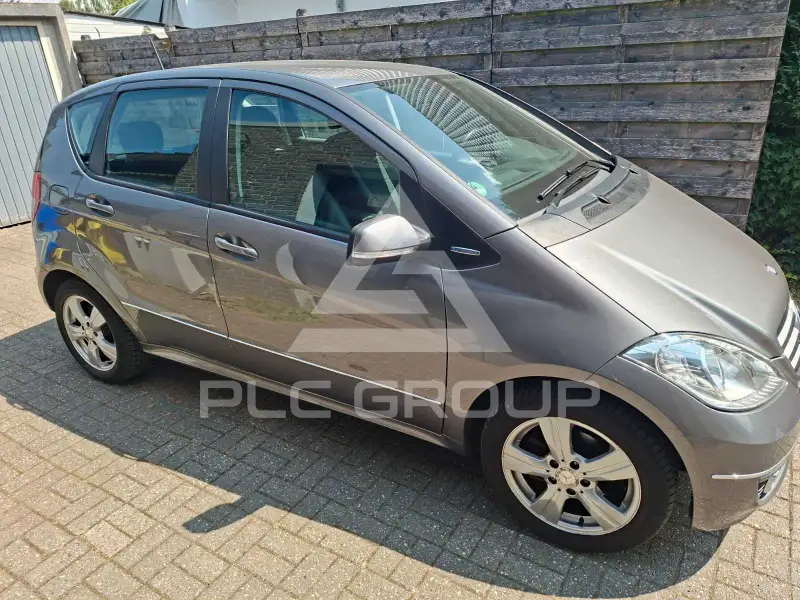2011 Mercedes Benz A 160