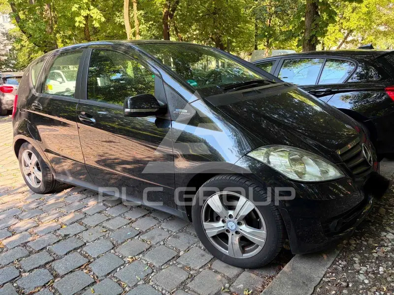 2011 Mercedes Benz A 160