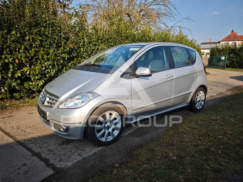 2011 Mercedes Benz A 160