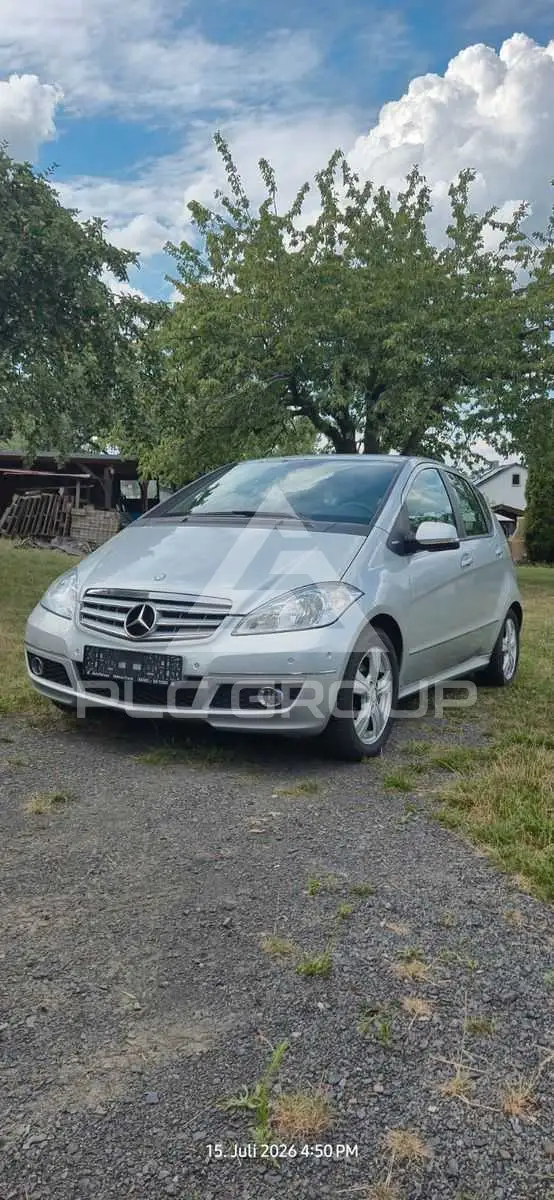2011 Mercedes Benz A 160