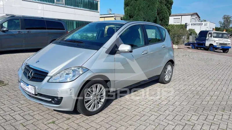 2011 Mercedes Benz A 160