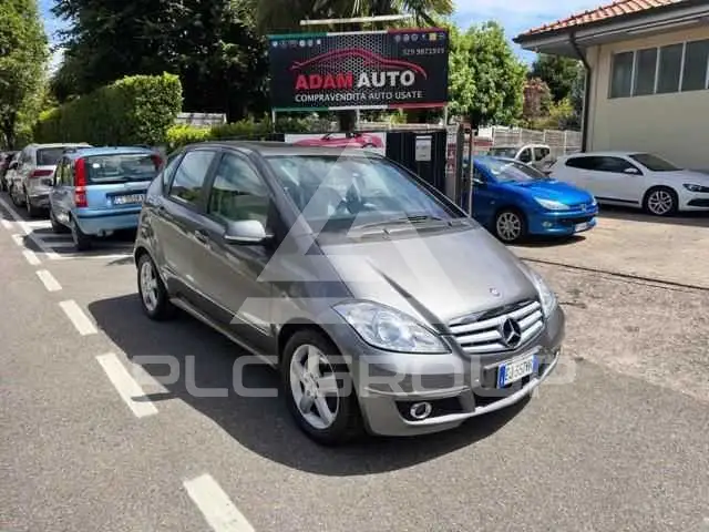 2011 Mercedes Benz A 160
