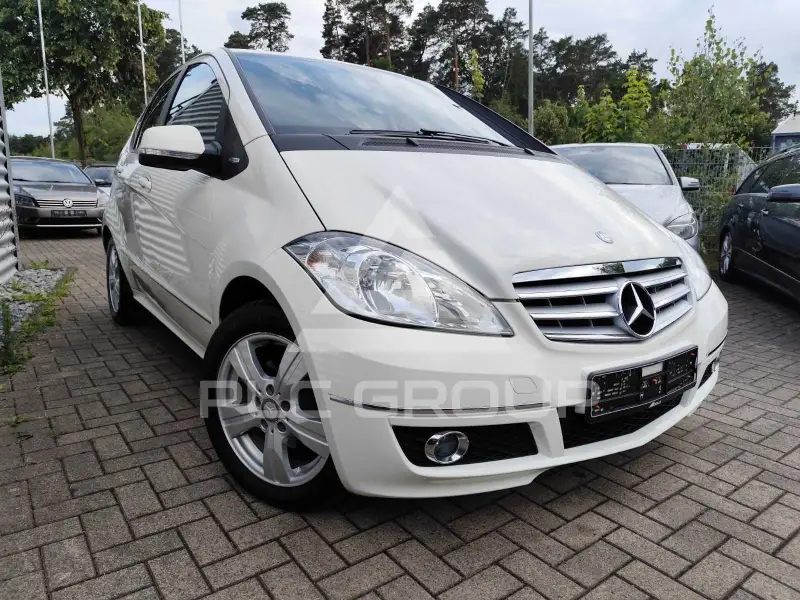 2011 Mercedes Benz A 160