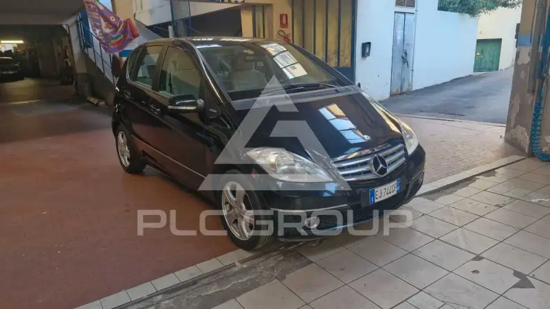 2011 Mercedes Benz A 160