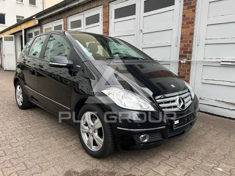 2011 Mercedes Benz A 160