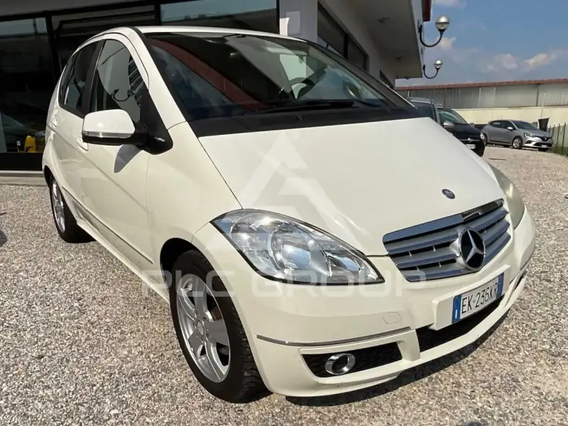 2011 Mercedes Benz A 160