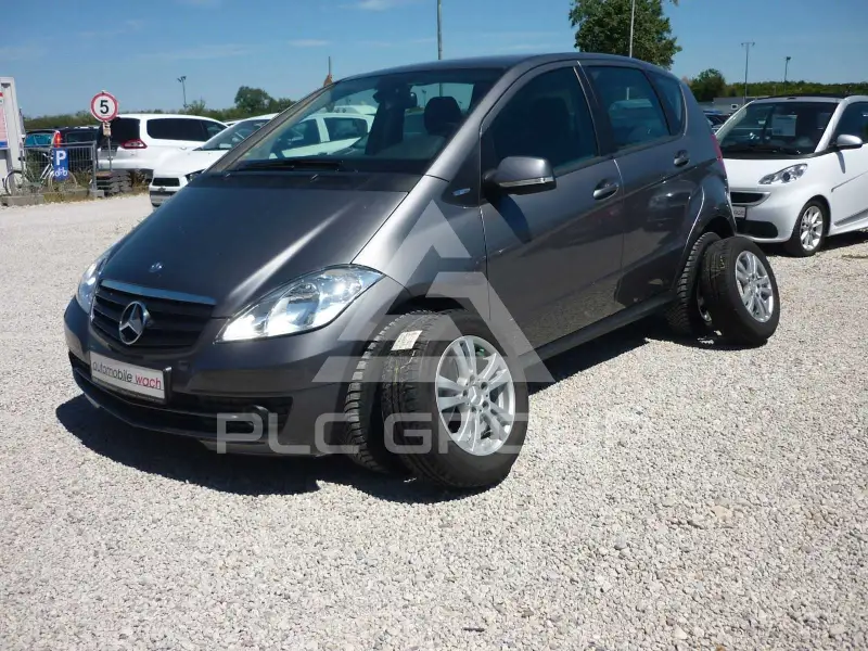 2011 Mercedes Benz A 160