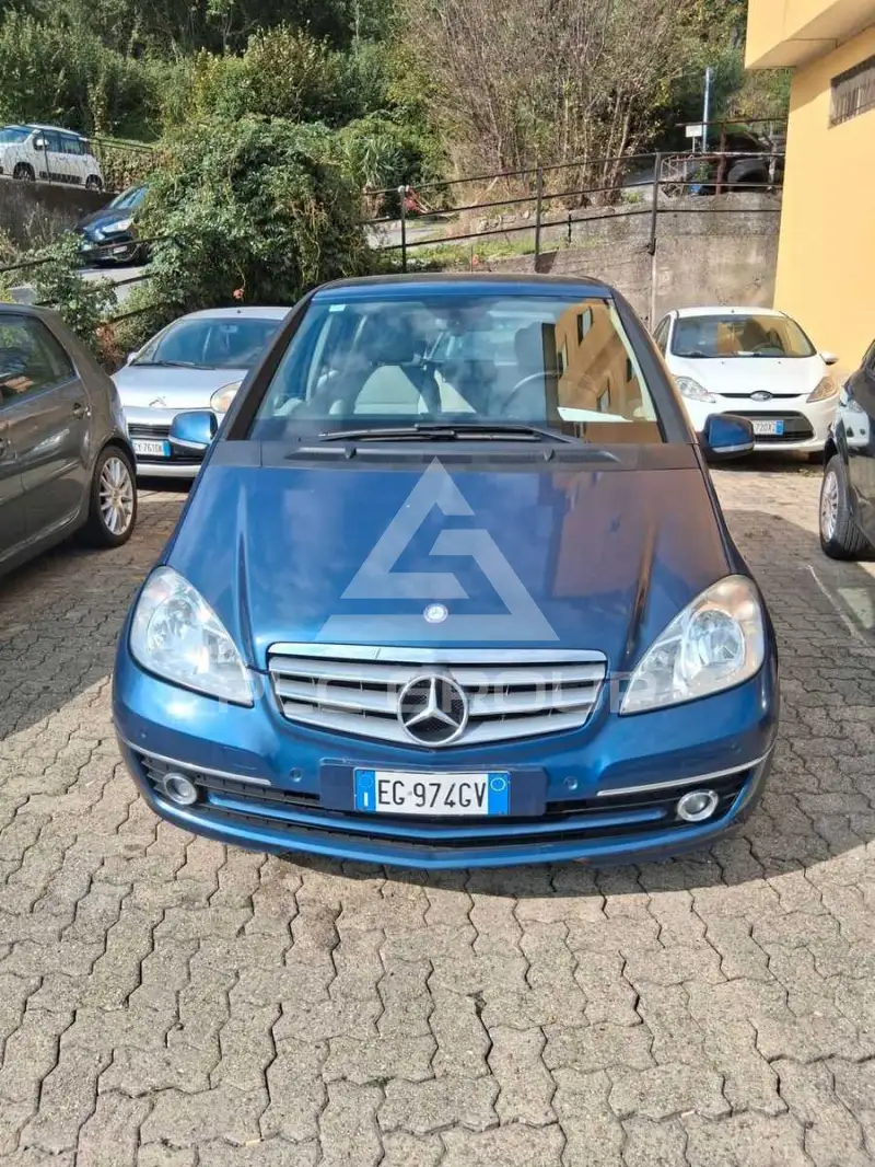 2011 Mercedes Benz A 160