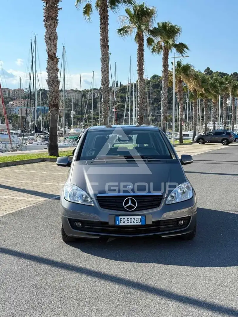 2011 Mercedes Benz A 160