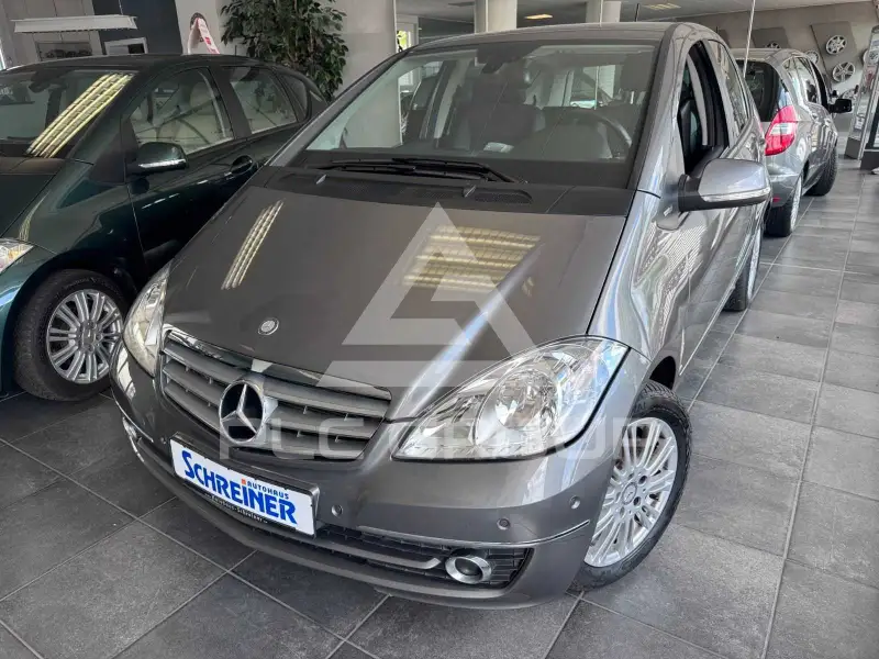 2011 Mercedes Benz A 160