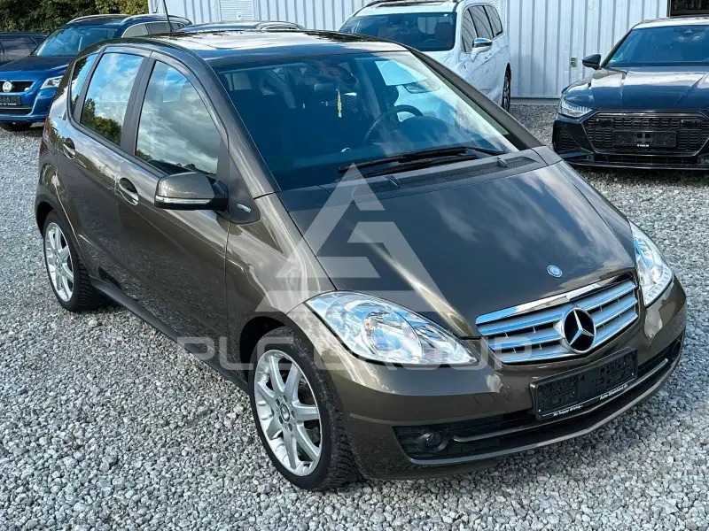 2011 Mercedes Benz A 160