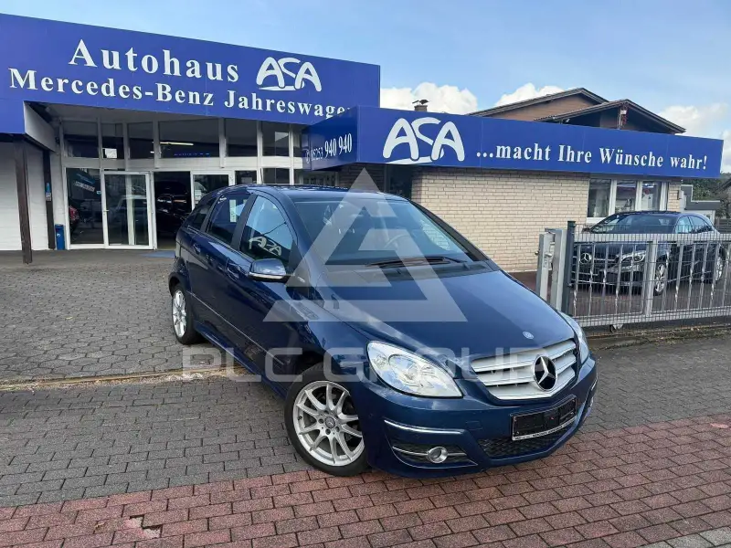 2011 Mercedes Benz B 180