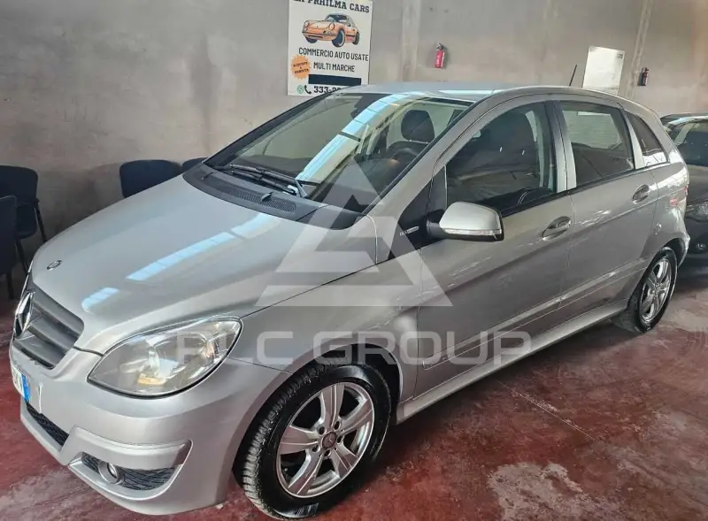 2011 Mercedes Benz B 180