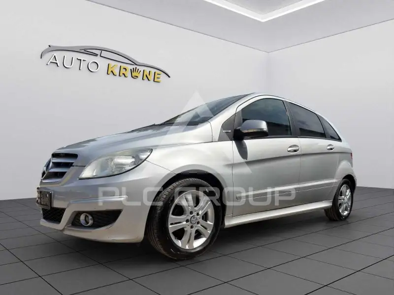 2011 Mercedes Benz B 180