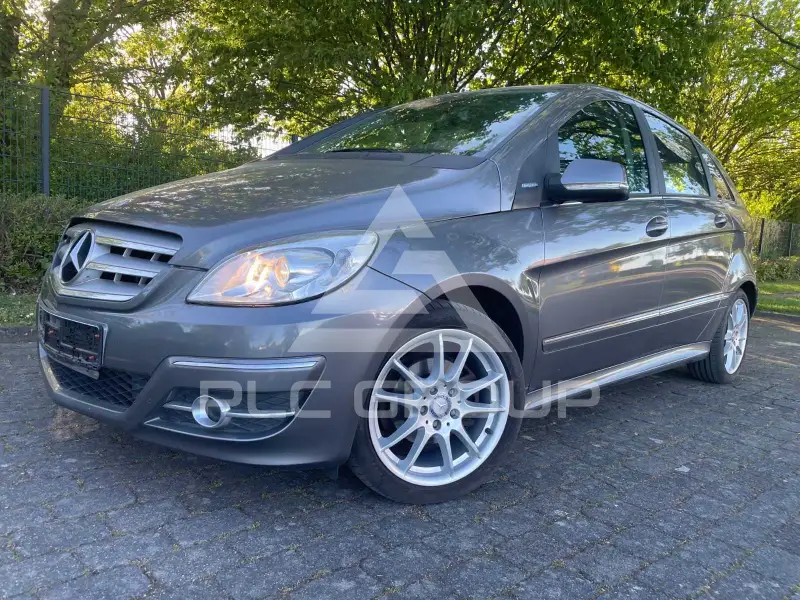 2011 Mercedes Benz B 180