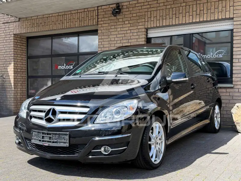 2011 Mercedes Benz B 180
