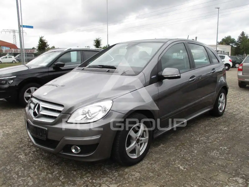 2011 Mercedes Benz B 180