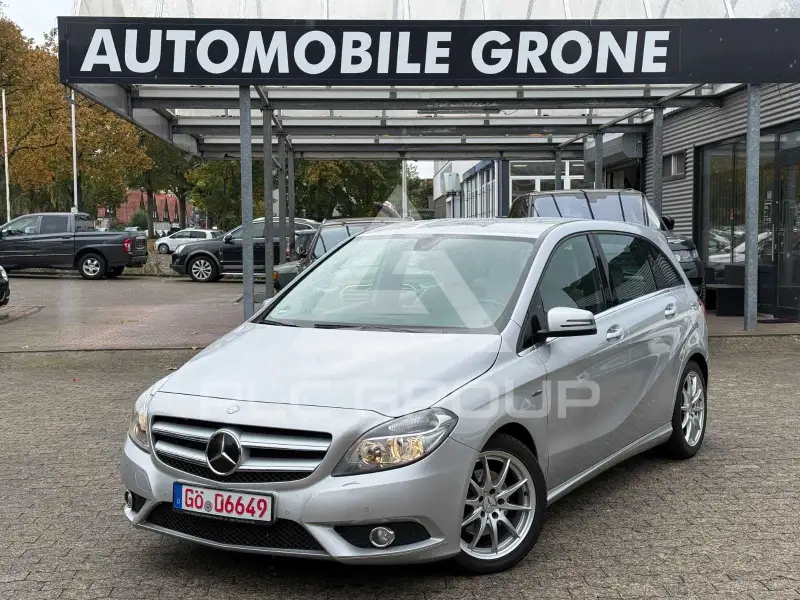 2011 Mercedes Benz B 180