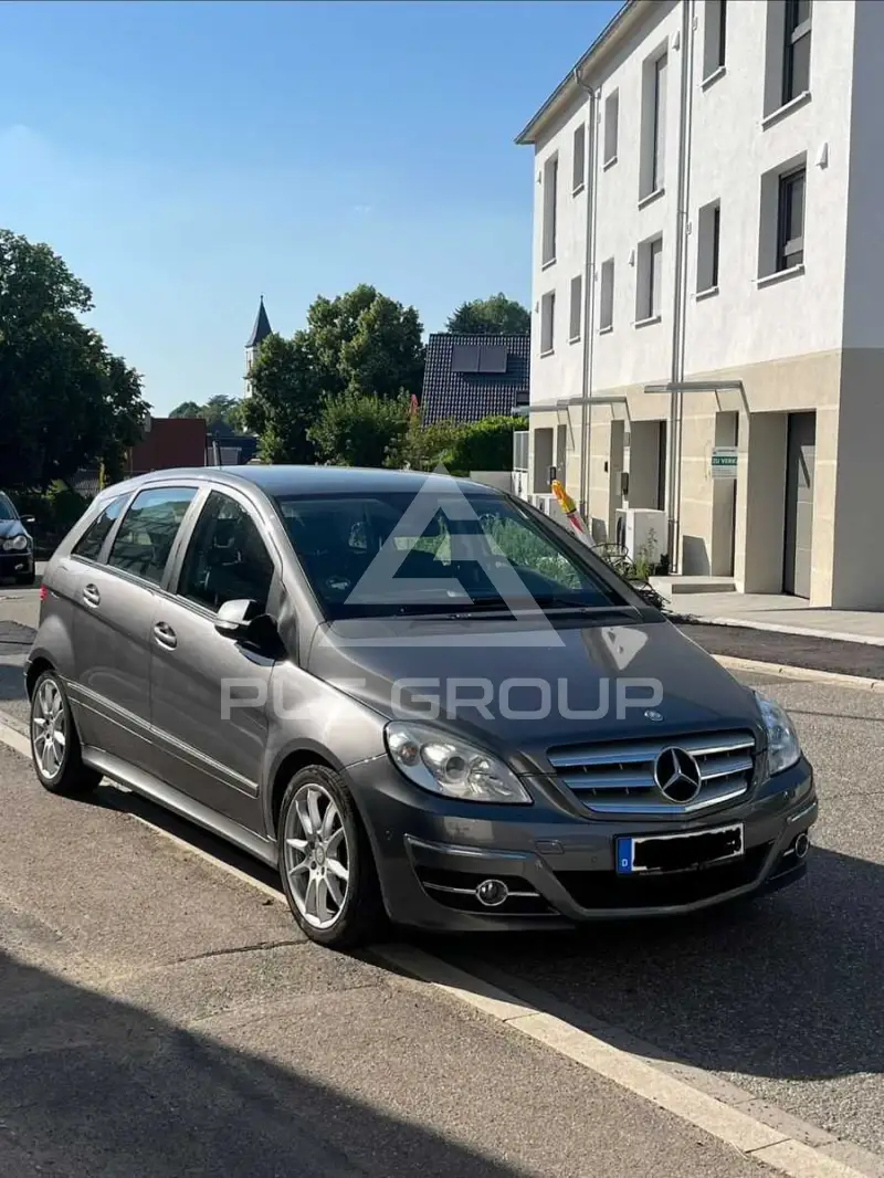 2011 Mercedes Benz B 180
